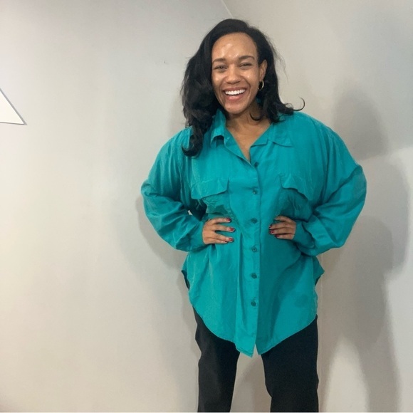 Vintage 100% silk teal green button down blouse 80s retro relaxed fit comfy top - Picture 11 of 11